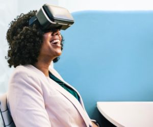 Should You Be Using Augmented and Virtual Reality In the Workplace? - Talent Intelligence
