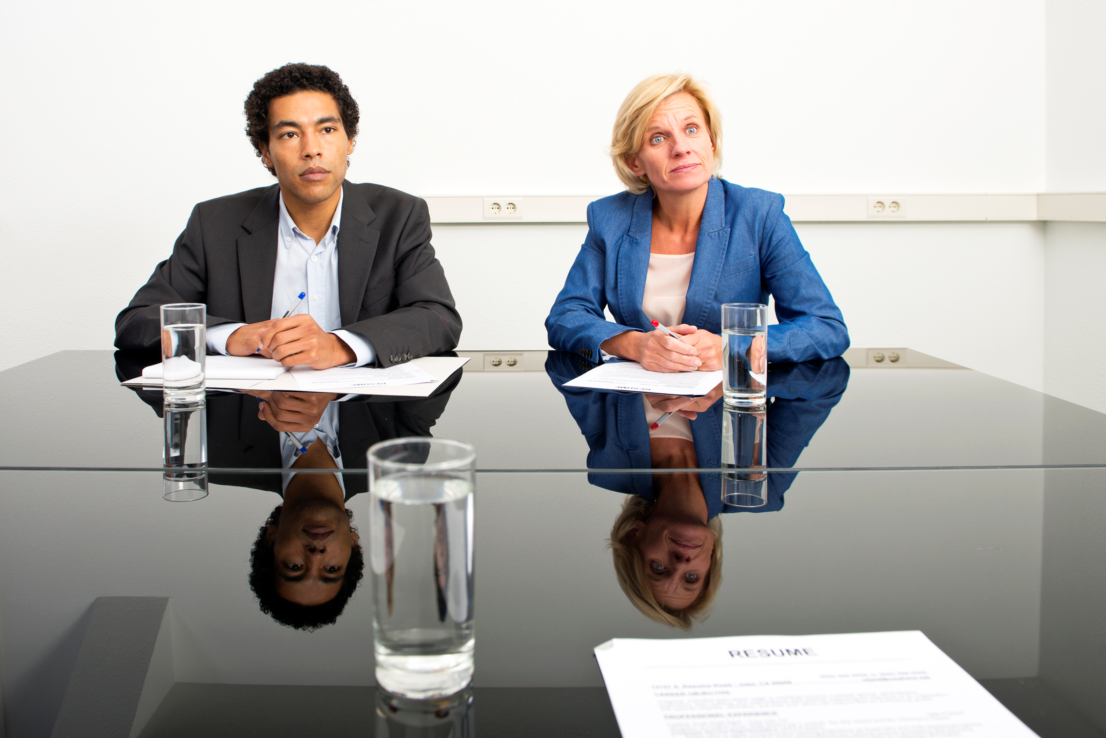 stock-photo-two-managers-mimicking-body--755684.png